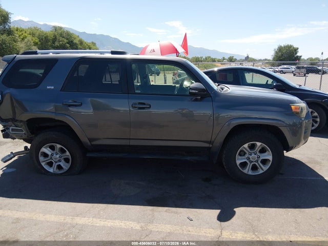 Toyota 4runner Sr5 Premium 2020 JTEBU5JRXL5747521 Image 13