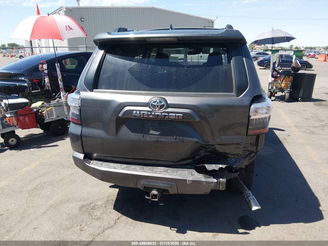 Toyota 4runner Sr5 Premium 2020 JTEBU5JRXL5747521 Image 16
