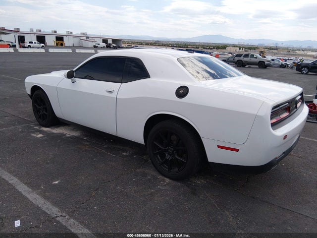 Dodge Challenger Sxt 2015 2C3CDZAG3FH909800 Image 3