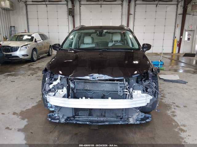 45606109 :رقم المزاد ، 2C4RC1EG2HR570691 vin ، 2017 Chrysler Pacifica Touring-l Plus مزاد بيع