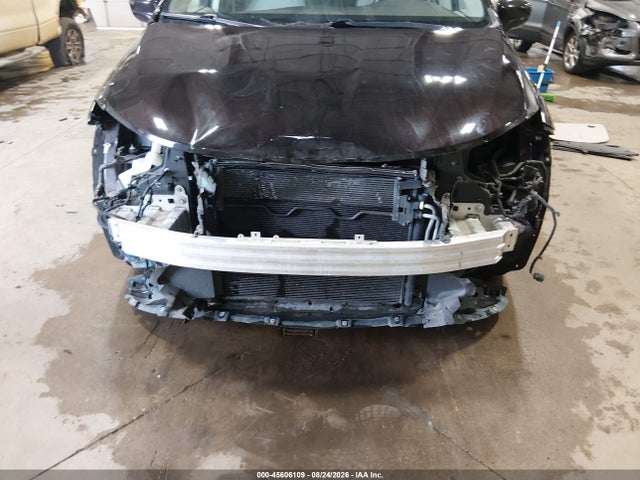 45606109 :رقم المزاد ، 2C4RC1EG2HR570691 vin ، 2017 Chrysler Pacifica Touring-l Plus مزاد بيع