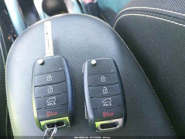 KIA SOUL + 2016 KNDJP3A5XG7393289 Image 11