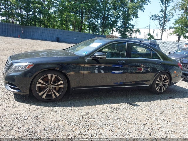 2015 Mercedes-benz S 550 4matic მანქანა იყიდება აუქციონზე, vin: WDDUG8FB6FA112797, აუქციონის ნომერი: 45606167