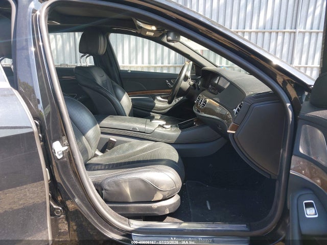 2015 Mercedes-benz S 550 4matic მანქანა იყიდება აუქციონზე, vin: WDDUG8FB6FA112797, აუქციონის ნომერი: 45606167