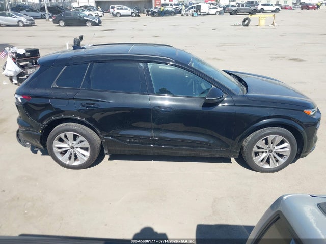 Audi Q6 E-tron Premium 2025 WA112BGF7SA021309 Image 13