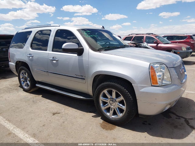 45606179 :رقم المزاد ، 1GKS1EEF4ER141001 vin ، 2014 Gmc Yukon Denali مزاد بيع