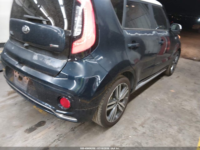 KIA SOUL + 2018 KNDJP3A57J7616377 Image 22