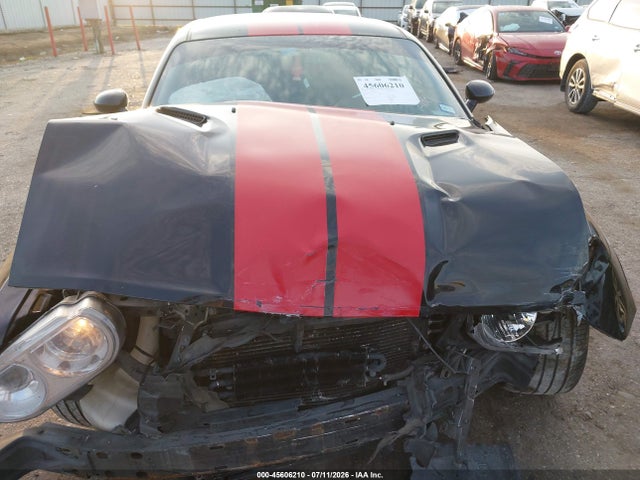 45606210 :رقم المزاد ، 2C3CDYCJ3DH611408 vin ، 2013 Dodge Challenger Srt8 مزاد بيع