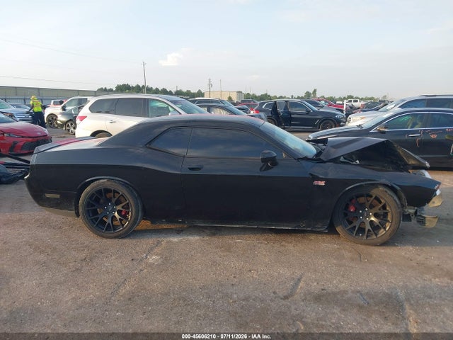 45606210 :رقم المزاد ، 2C3CDYCJ3DH611408 vin ، 2013 Dodge Challenger Srt8 مزاد بيع