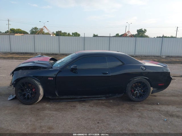 45606210 :رقم المزاد ، 2C3CDYCJ3DH611408 vin ، 2013 Dodge Challenger Srt8 مزاد بيع
