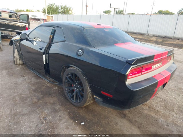 45606210 :رقم المزاد ، 2C3CDYCJ3DH611408 vin ، 2013 Dodge Challenger Srt8 مزاد بيع