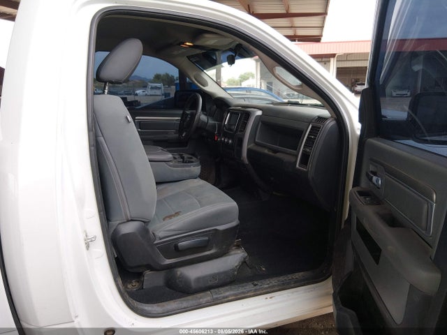 3C6JR6DT5HG548138 RAM 1500 Tradesman 4x2 8&#039; Box