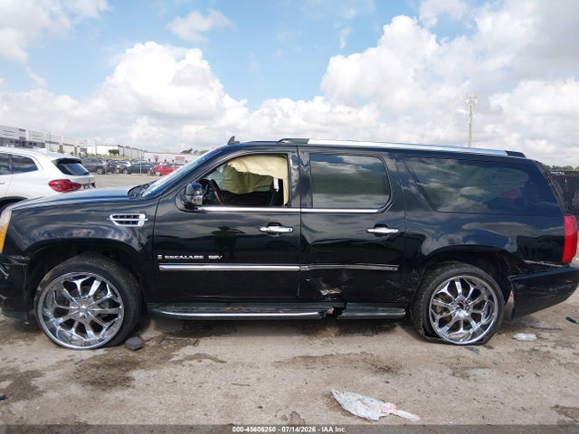45606250 :رقم المزاد ، 1GYFK66868R102764 vin ، 2008 Cadillac Escalade Esv مزاد بيع