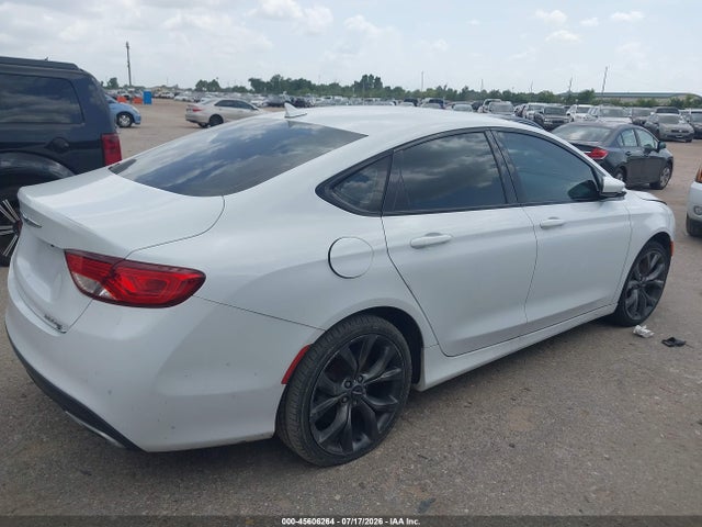 Продаж на аукціоні авто 2015 Chrysler 200 S, vin: 1C3CCCBG7FN661878, номер лоту: 45606264