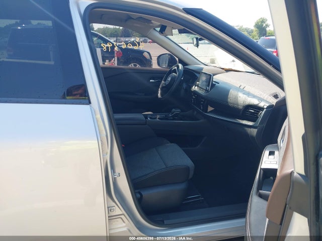 JN8AT3BB7MW209531 Nissan Rogue Sv Intelligent Awd