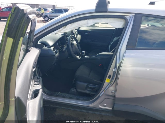 JTNKHMBX7K1060210 Toyota C-HR LE