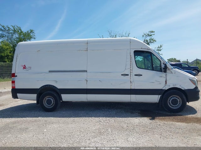 45606529 :رقم المزاد ، WD3PE8DC9F5954643 vin ، 2015 Mercedes-benz Sprinter 2500 High Roof مزاد بيع