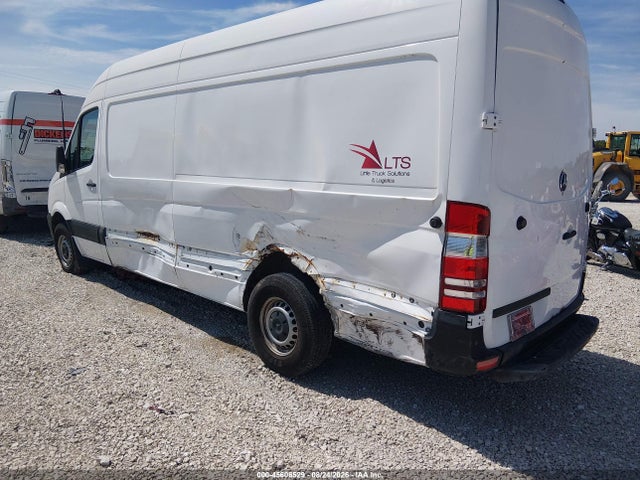 45606529 :رقم المزاد ، WD3PE8DC9F5954643 vin ، 2015 Mercedes-benz Sprinter 2500 High Roof مزاد بيع