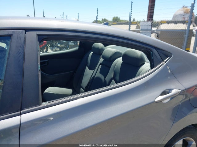 Продажа на аукционе авто 2013 Hyundai Elantra Gls, vin: 5NPDH4AE5DH400205, номер лота: 45606536