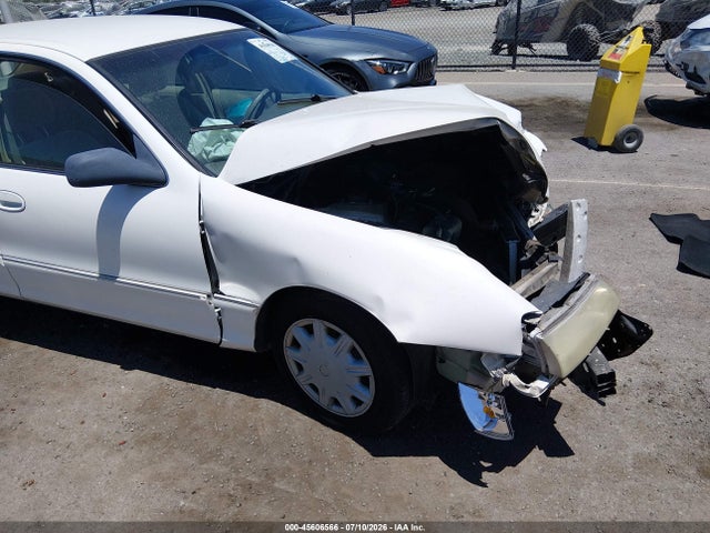 45606566 :رقم المزاد ، 4T1BF18B1XU306125 vin ، 1999 Toyota Avalon Xl مزاد بيع