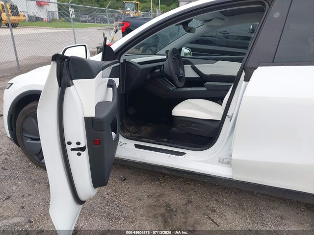 7SAYGDED5TF531026 Tesla Model Y Premium Rear-wheel Drive/rear-wheel Drive