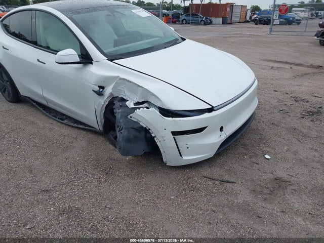 7SAYGDED5TF531026 Tesla Model Y Premium Rear-wheel Drive/rear-wheel Drive