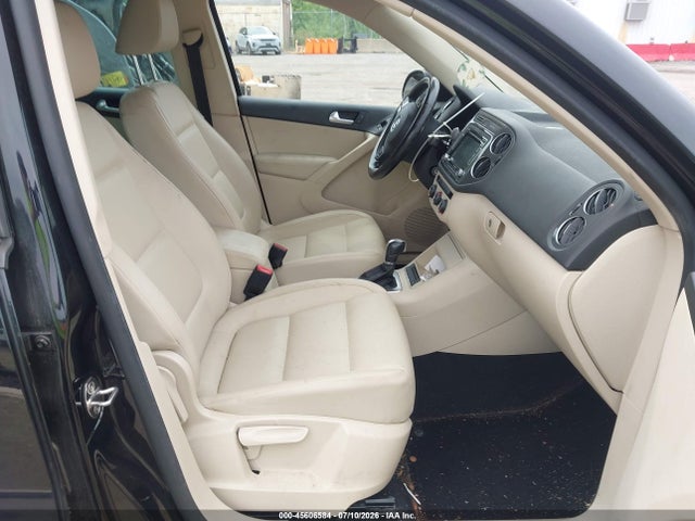 45606584 :رقم المزاد ، WVGBV7AX1FW503486 vin ، 2015 Volkswagen Tiguan Se مزاد بيع