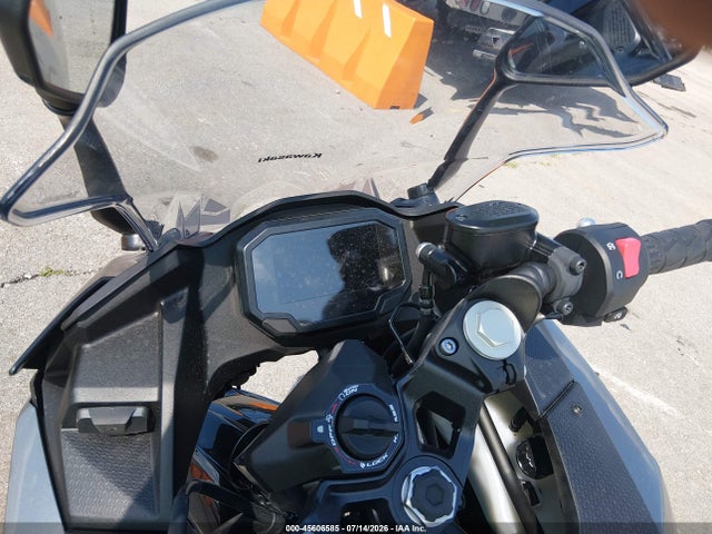45606585 :رقم المزاد ، ML5EXGJ12SDA72571 vin ، 2025 Kawasaki Ex500 A/b مزاد بيع