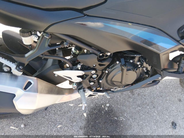 45606585 :رقم المزاد ، ML5EXGJ12SDA72571 vin ، 2025 Kawasaki Ex500 A/b مزاد بيع