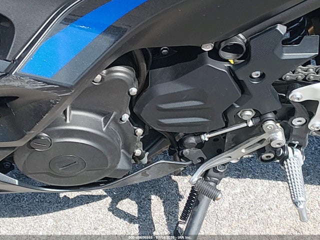 45606585 :رقم المزاد ، ML5EXGJ12SDA72571 vin ، 2025 Kawasaki Ex500 A/b مزاد بيع
