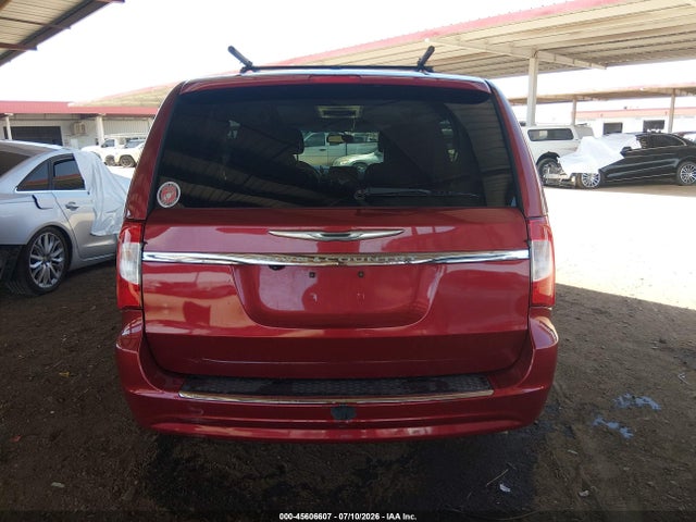 2C4RC1AG6GR199328 Chrysler Town &amp; Country Lx