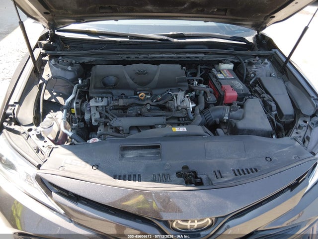2018 Toyota Camry Le მანქანა იყიდება აუქციონზე, vin: 4T1B11HK9JU115915, აუქციონის ნომერი: 45606673