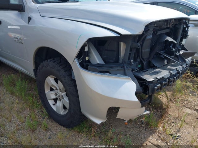 Продаж на аукціоні авто 2017 Ram 1500 Express  4x4 6'4 Box, vin: 1C6RR7FGXHS702666, номер лоту: 45606682