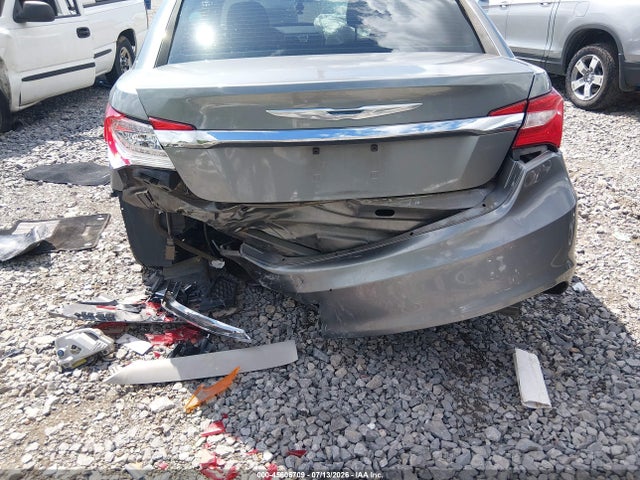 Aukcja sprzedaży 2013 Chrysler 200 Touring, vin: 1C3CCBBB9DN696062, numer aukcji: 45606709