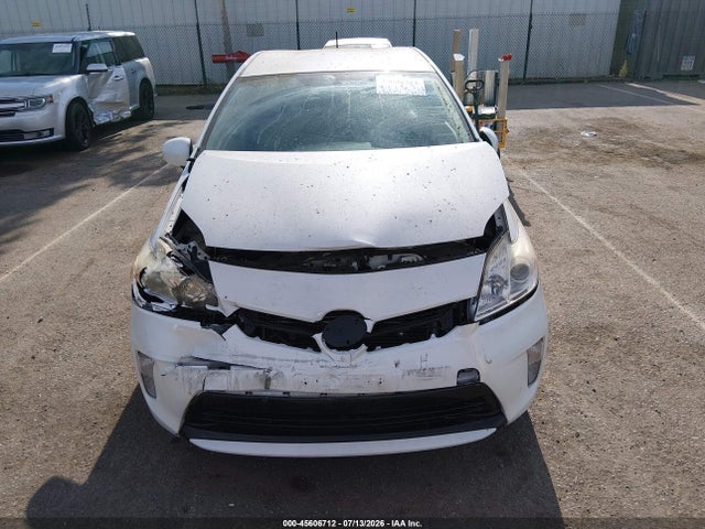 Toyota Prius Two 2014 JTDKN3DU1E1768130 Image 14