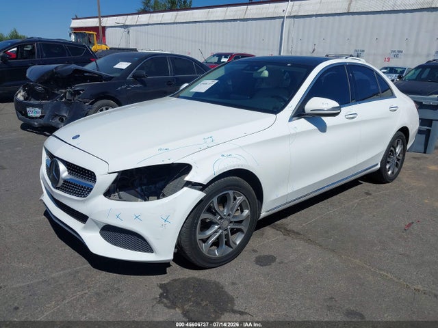 55SWF4KB2GU125588 Mercedes-Benz C 300 4matic