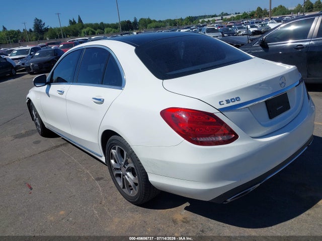 55SWF4KB2GU125588 Mercedes-Benz C 300 4matic