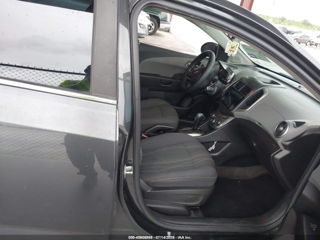 Продаж на аукціоні авто 2015 Chevrolet Sonic Lt Auto, vin: 1G1JC5SH1F4209270, номер лоту: 45606869