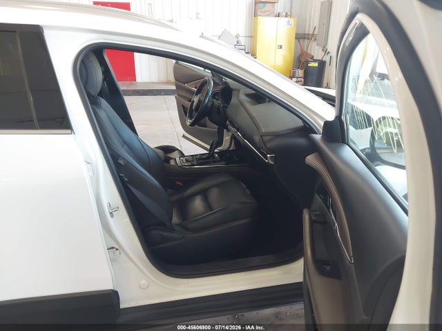Продажа на аукционе авто 2021 Mazda Cx-30 Premium, vin: 3MVDMBDM9MM219166, номер лота: 45606900