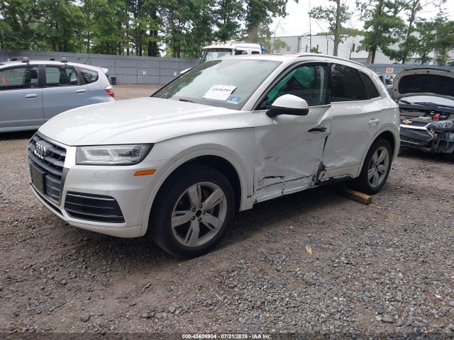 2018 Audi Q5 2.0t Premium/2.0t Tech Premium მანქანა იყიდება აუქციონზე, vin: WA1BNAFY9J2240838, აუქციონის ნომერი: 45606904