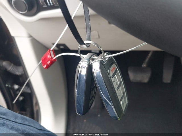 45606928 :رقم المزاد ، 2C4RC1CG4NR165978 vin ، 2022 Chrysler Voyager Lx مزاد بيع