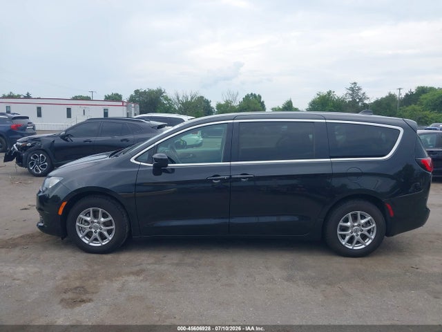 45606928 :رقم المزاد ، 2C4RC1CG4NR165978 vin ، 2022 Chrysler Voyager Lx مزاد بيع