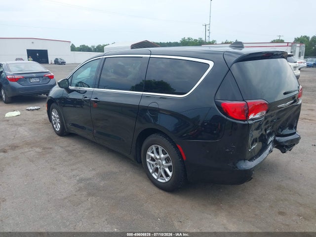45606928 :رقم المزاد ، 2C4RC1CG4NR165978 vin ، 2022 Chrysler Voyager Lx مزاد بيع