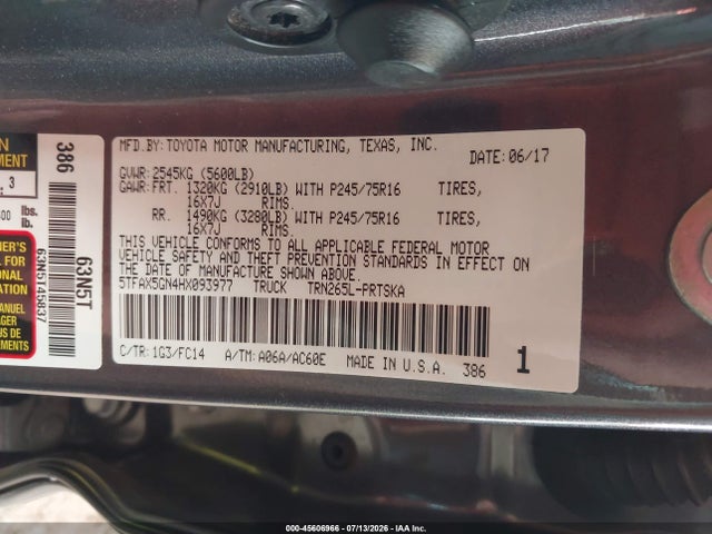 5TFAX5GN4HX093977 Toyota Tacoma Sr5