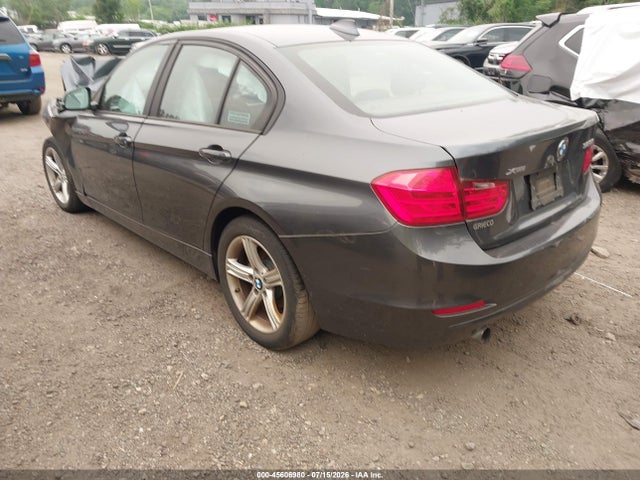 Продаж на аукціоні авто 2015 Bmw 320i Xdrive, vin: WBA3C3G54FNT51283, номер лоту: 45606980