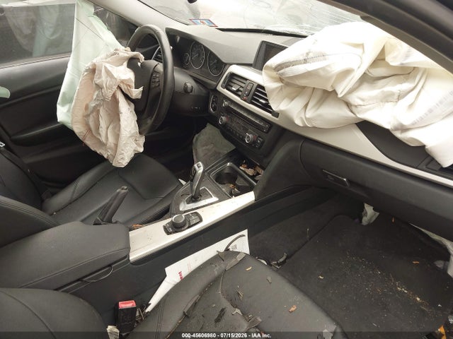 Продаж на аукціоні авто 2015 Bmw 320i Xdrive, vin: WBA3C3G54FNT51283, номер лоту: 45606980