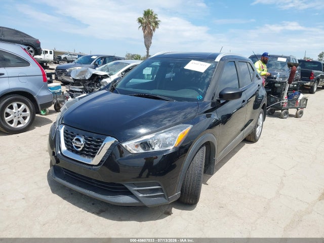 Nissan KICKS S 2018 3N1CP5CU9JL502050 Image 2