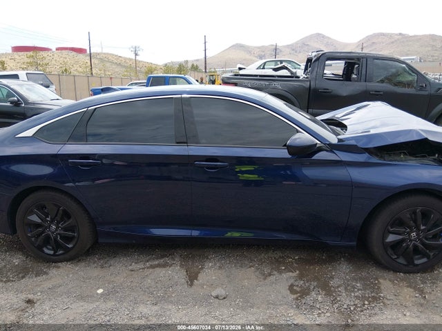 Auction sale of the 2018 Honda Accord Lx, vin: 1HGCV1F1XJA261105, lot number: 45607034
