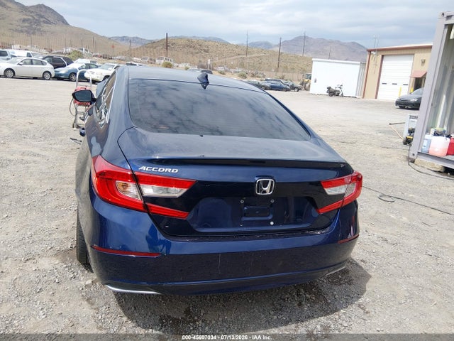 Auction sale of the 2018 Honda Accord Lx, vin: 1HGCV1F1XJA261105, lot number: 45607034