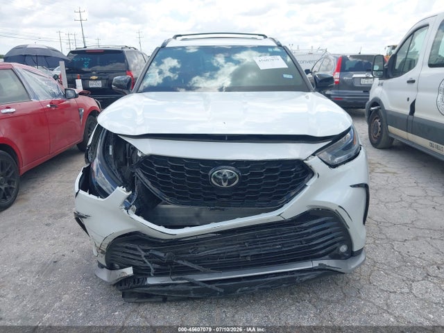 Toyota Highlander Xse 2023 5TDKDRBH4PS021008 Image 13